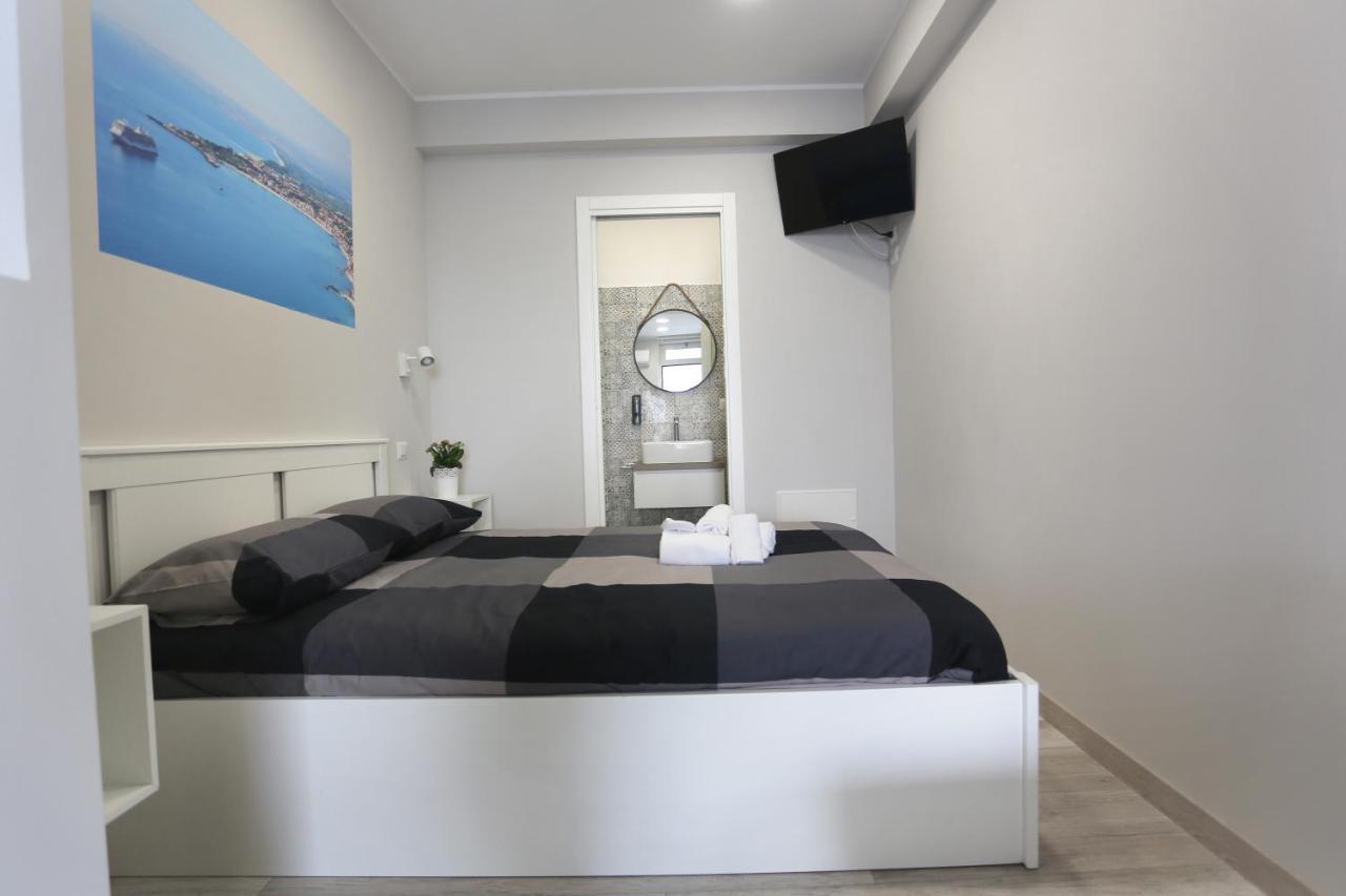 Ag Luxury Rooms Джардіні-Наксос Екстер'єр фото