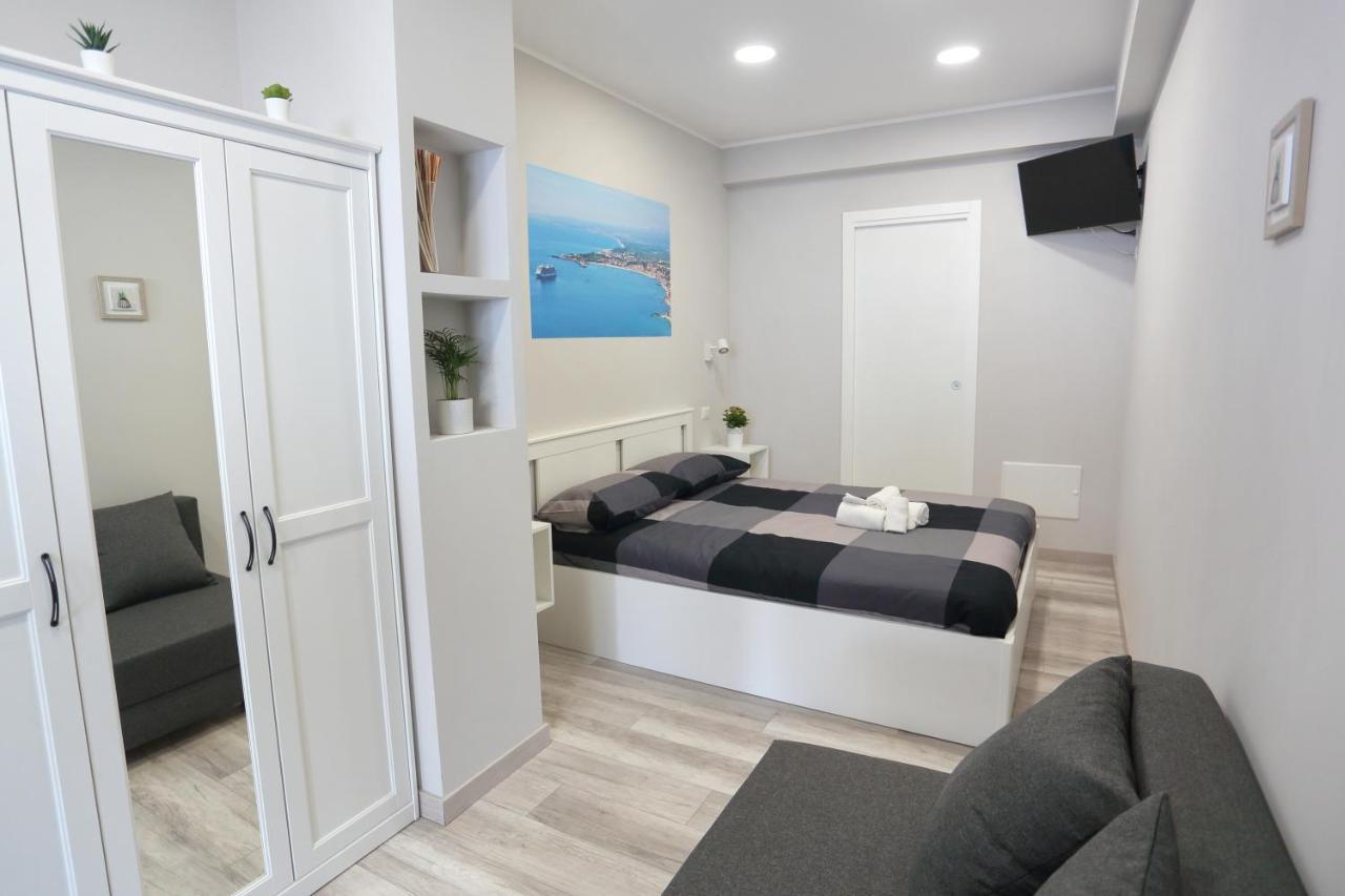 Ag Luxury Rooms Джардіні-Наксос Екстер'єр фото